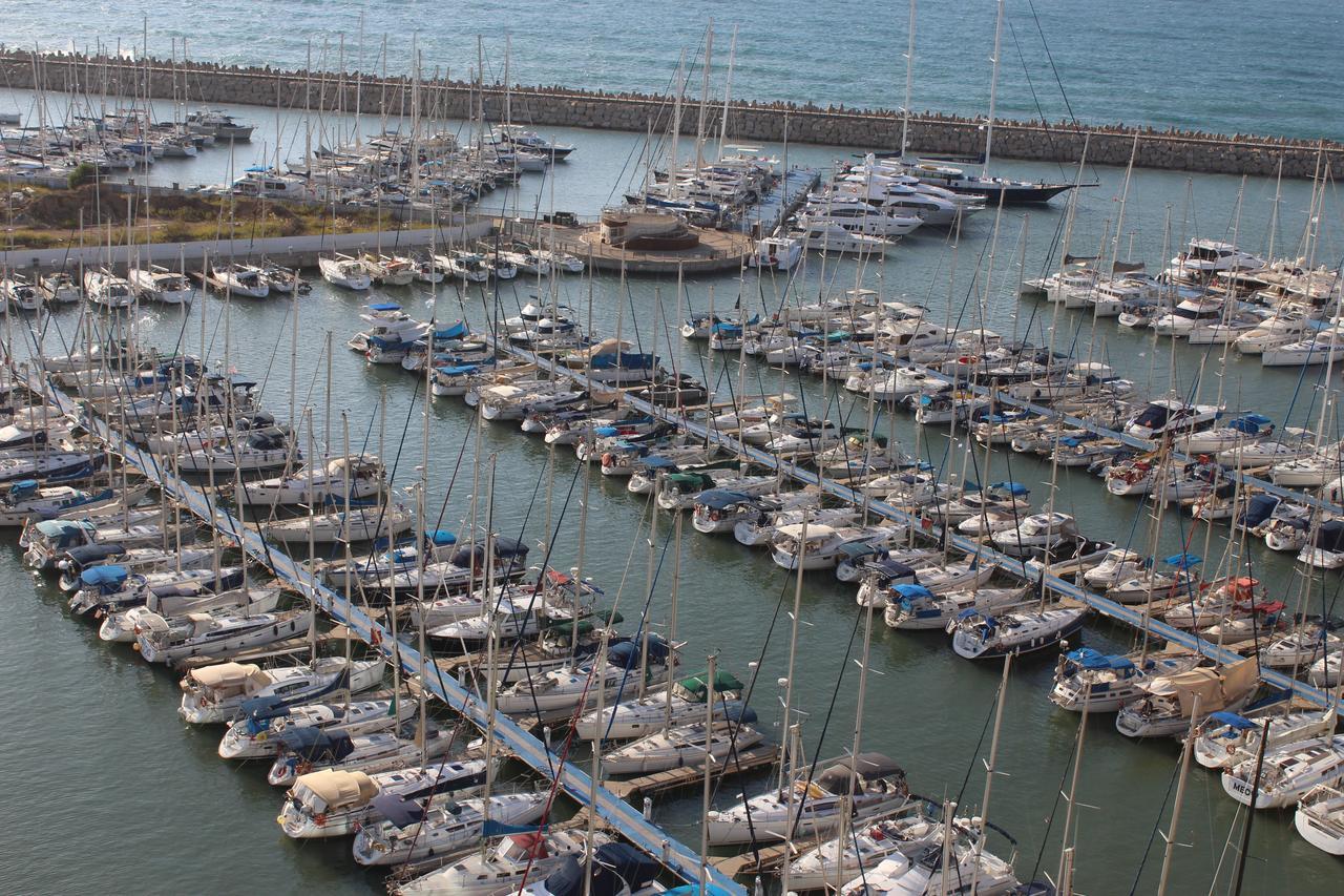 First Class Marina Herzlia Herzelia Exterior foto